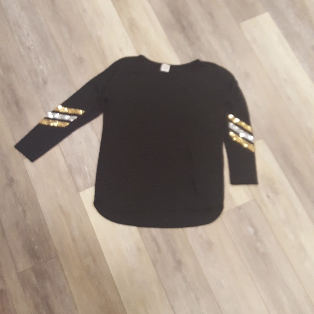 Black silver and gold sequin sleeve large top